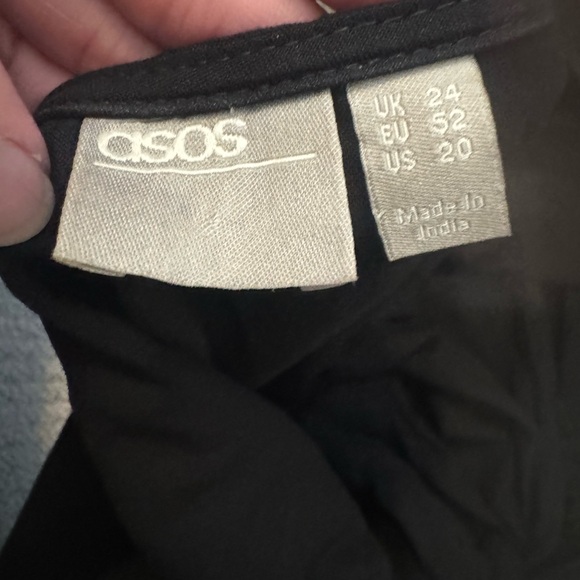 ASOS black tie front jumpsuit - Picture 6 of 6